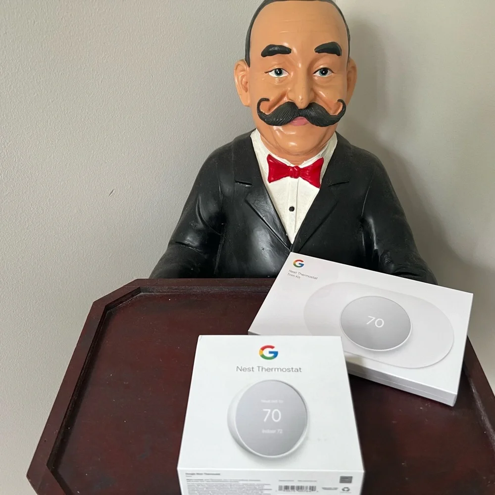 Google nest thermostat with trim package (open box brand new)